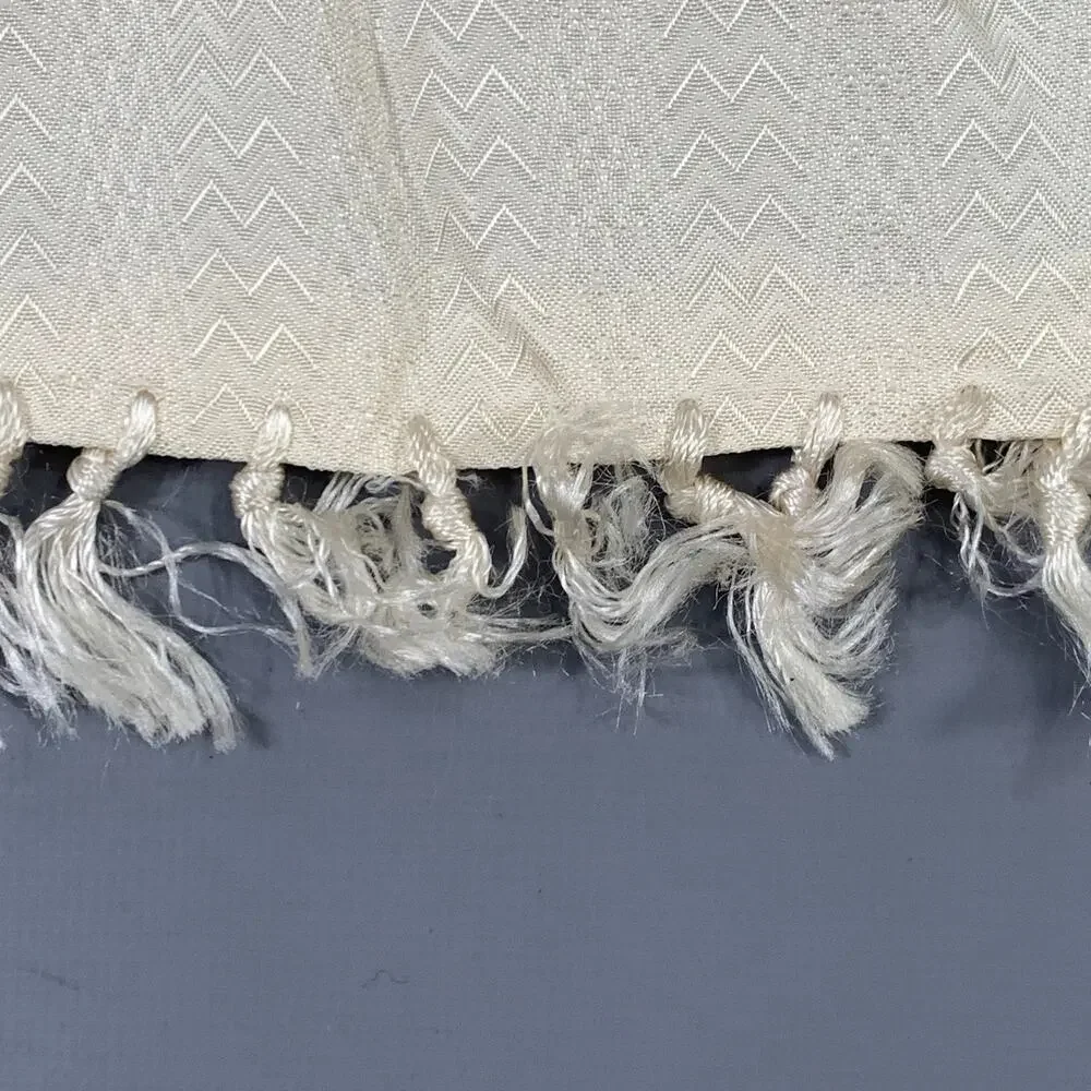 VINTAGE Cream Herringbone Jacquard Fringe Scarf